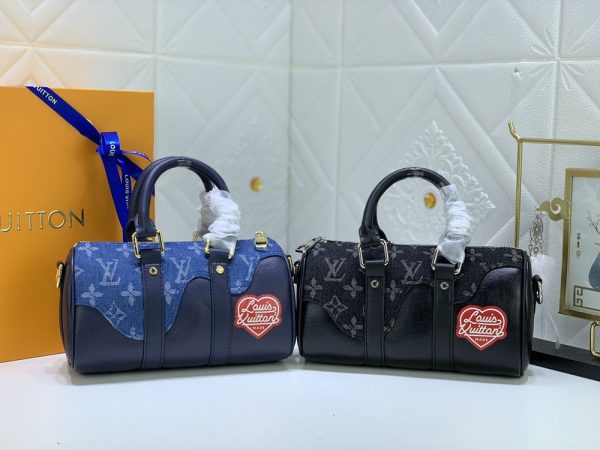 Luxury LV Handbag M81010