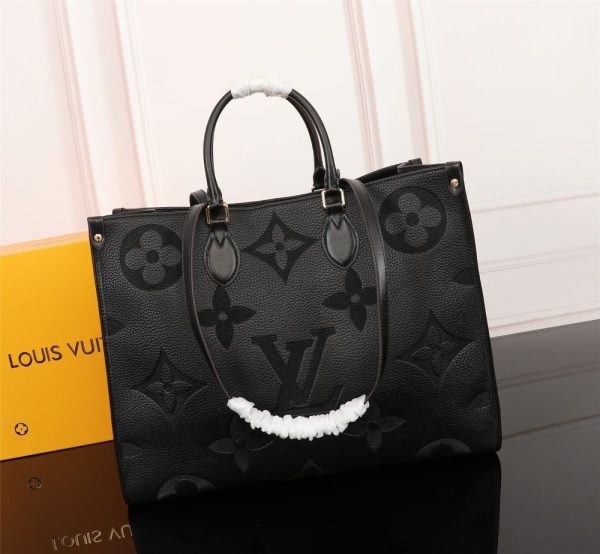 Luxury LV Handbag M44573