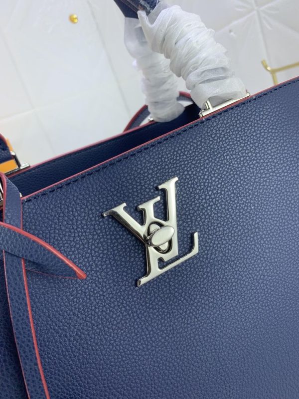 Luxury LV Handbag M53730