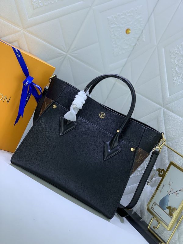 Luxury LV Handbag M53825.1