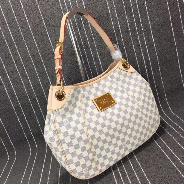 Luxury LV Handbag M56382