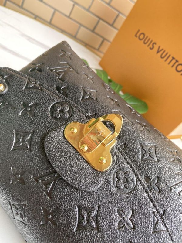 Luxury LV Handbag M53941