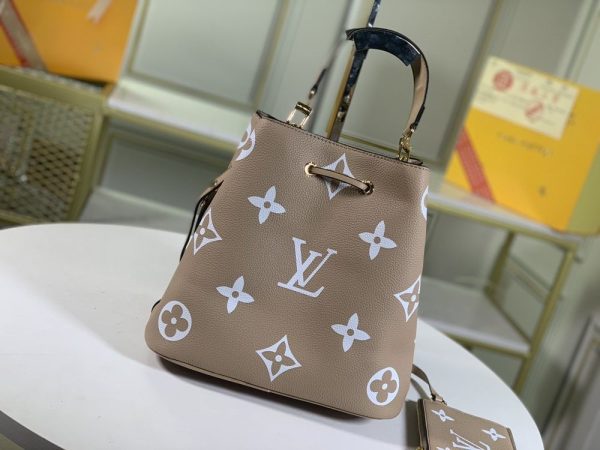 Luxury LV Handbag M56886