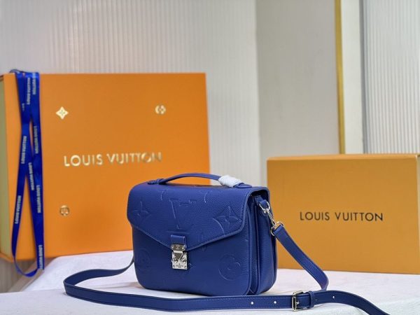 Luxury LV Handbag M45596