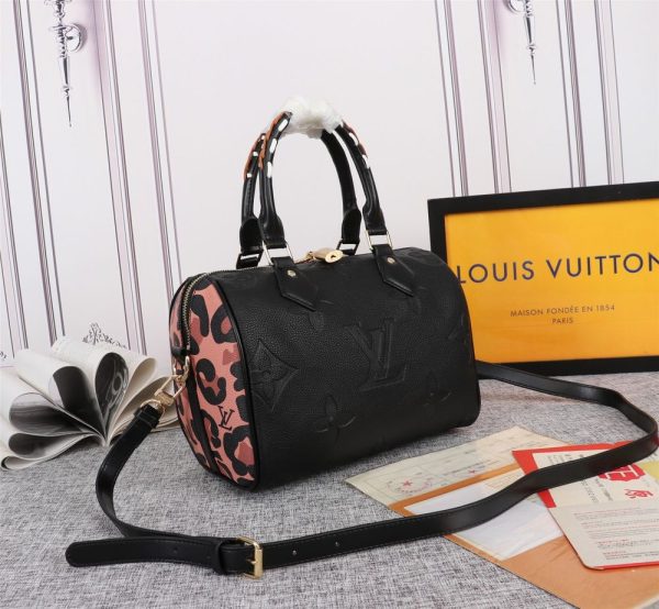 Luxury LV Handbag M58524