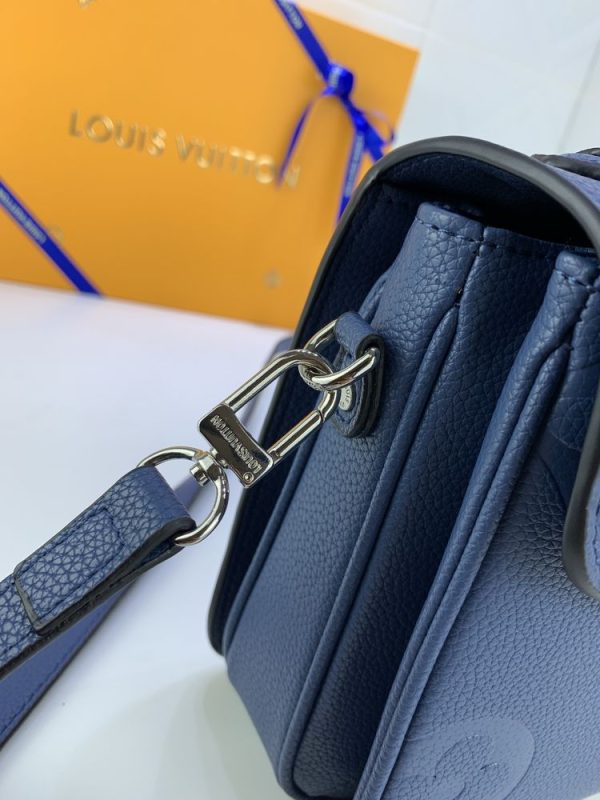 Luxury LV Handbag M45596