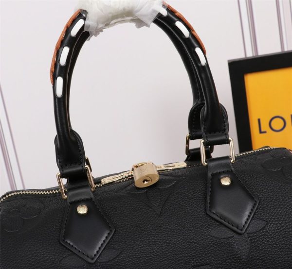 Luxury LV Handbag M58524