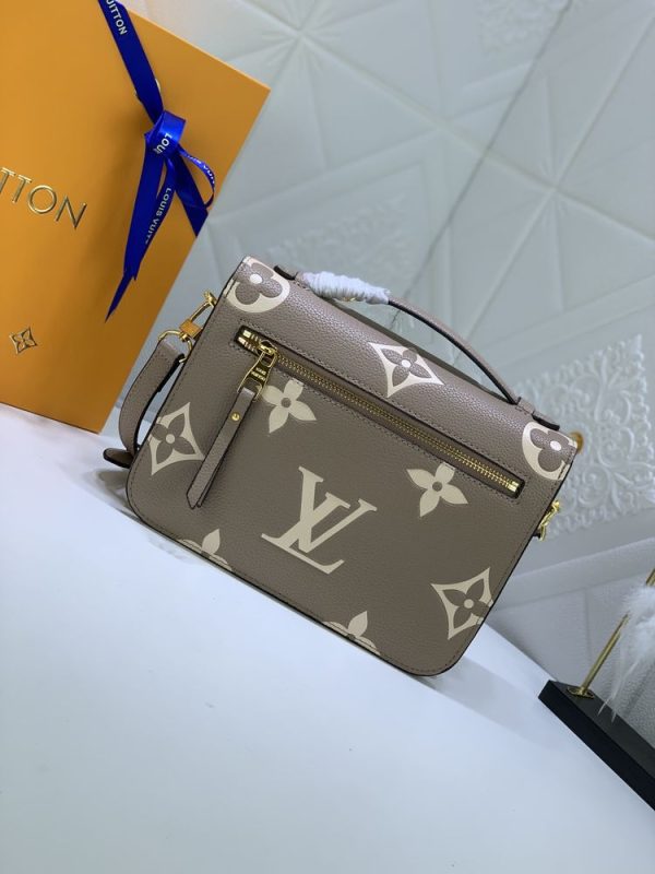 Luxury LV Handbag M45596