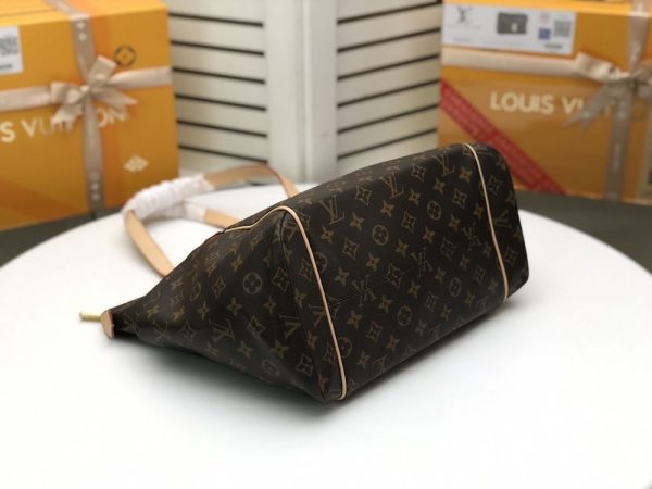 Luxury LV Handbag M56689