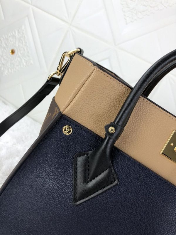 Luxury LV Handbag M53825.1