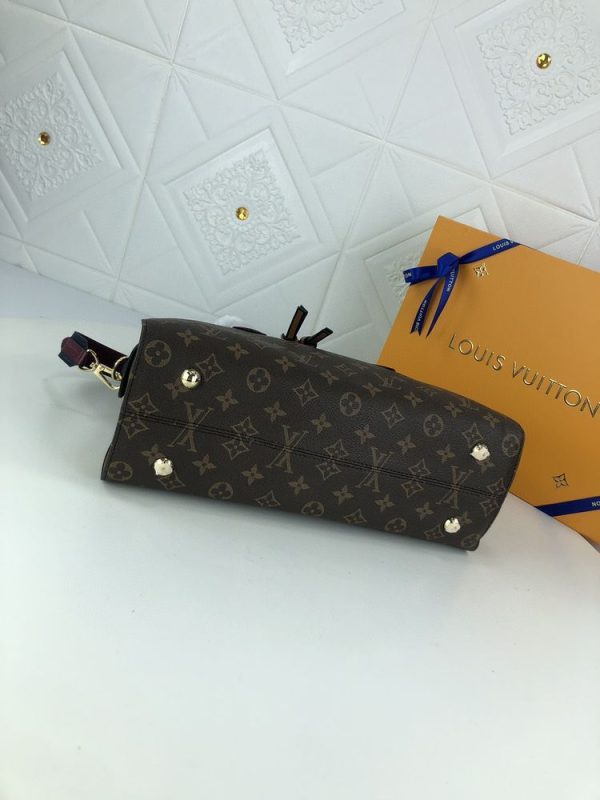 Luxury LV Handbag M41454