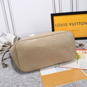 Luxury LV Handbag M45868