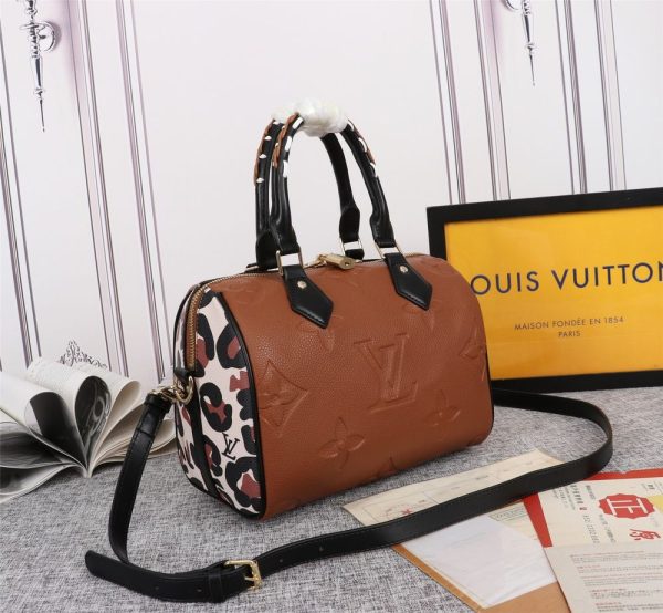 Luxury LV Handbag M58524