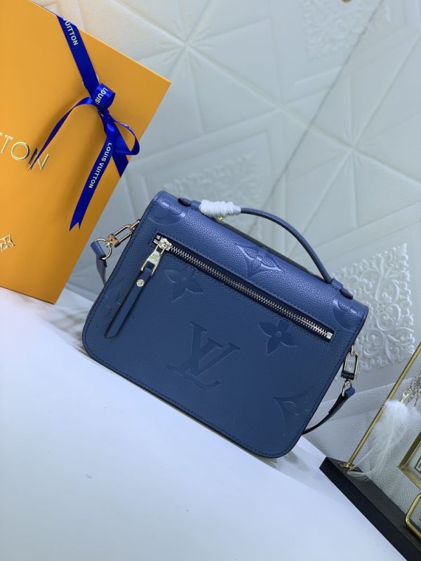 Luxury LV Handbag M45596