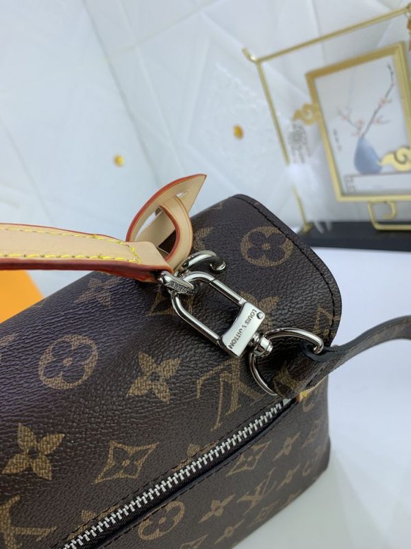 Luxury LV Handbag M54849