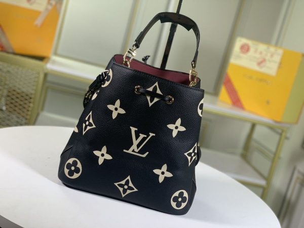 Luxury LV Handbag M56886