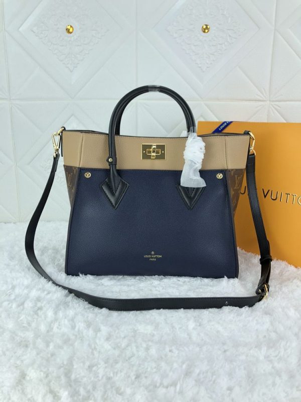 Luxury LV Handbag M53825.1