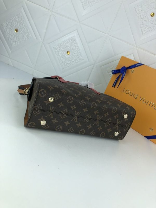 Luxury LV Handbag M41454