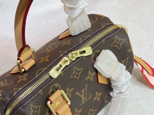 Luxury LV Handbag 61255