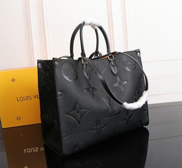 Luxury LV Handbag M44573