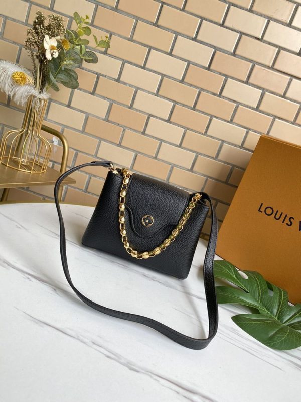 Luxury LV Handbag M42935