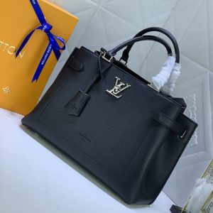 Luxury LV Handbag M53730