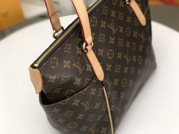 Luxury LV Handbag M56689