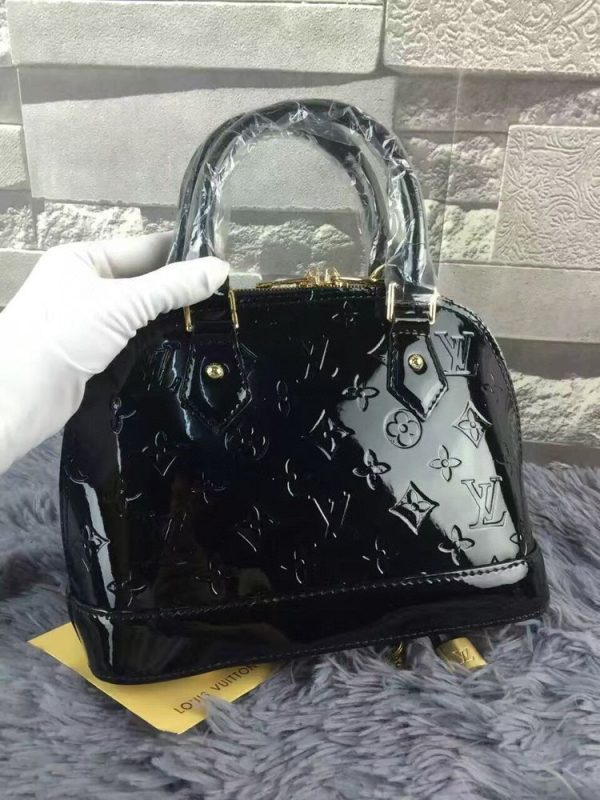 Luxury LV Handbag M91606