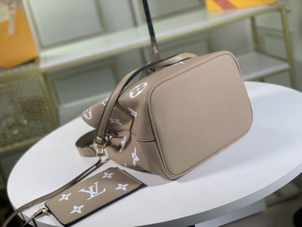 Luxury LV Handbag M56886