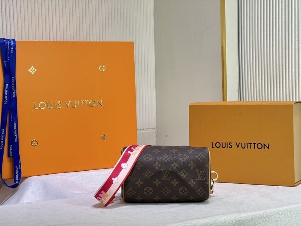 Luxury LV Handbag 61255