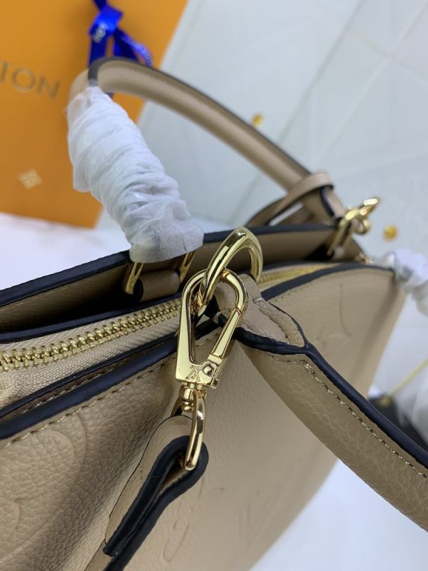 Luxury LV Handbag M45811