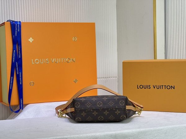 Luxury LV Handbag M40057