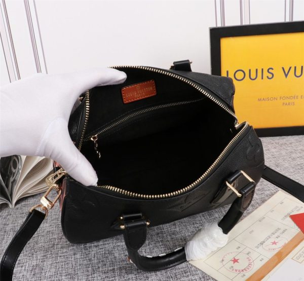 Luxury LV Handbag M58524