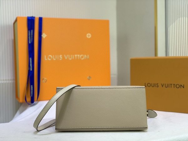 Luxury LV Handbag M58914