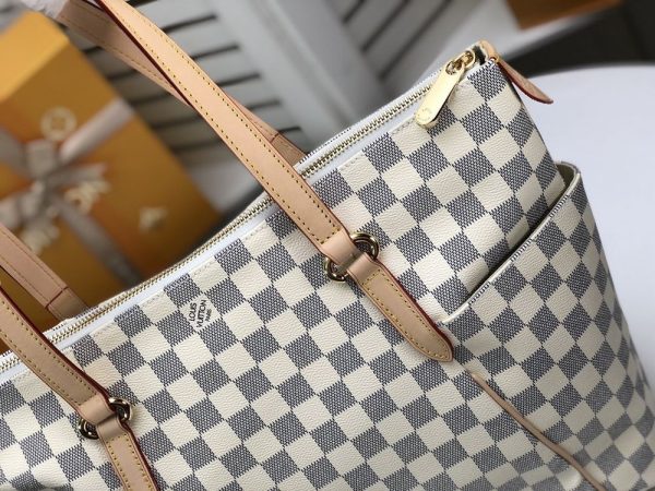 Luxury LV Handbag M56689