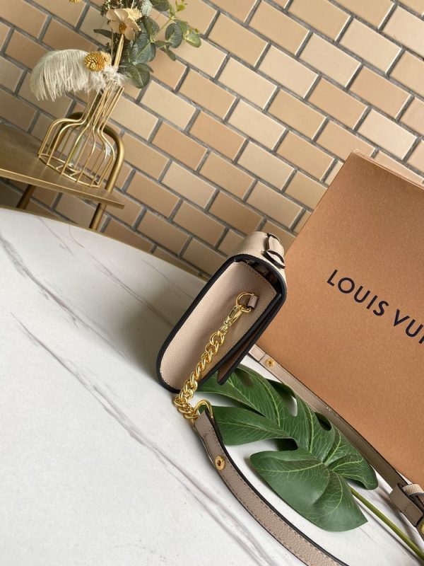 Luxury LV Handbag M56087