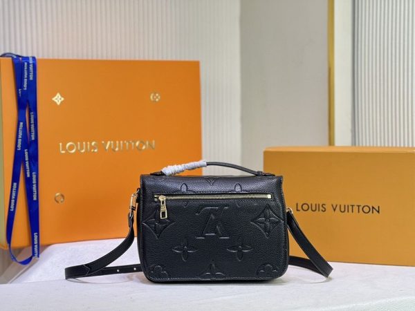 Luxury LV Handbag M45596