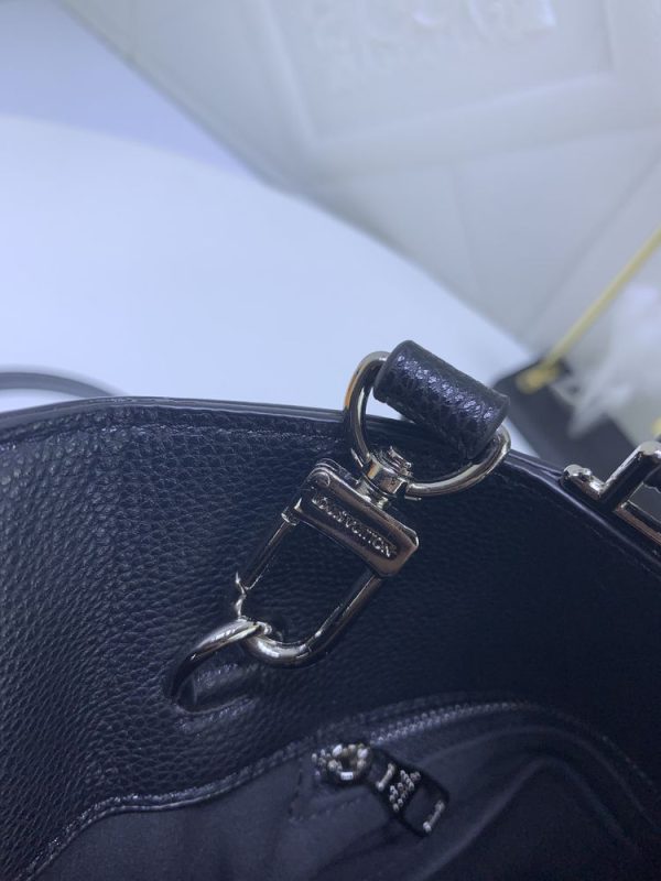 Luxury LV Handbag M53730