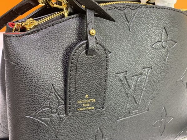 Luxury LV Handbag M58914