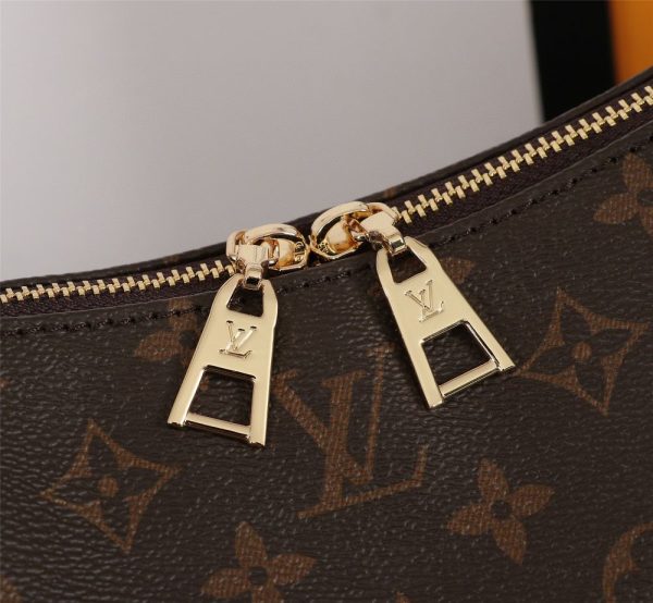 Luxury LV Handbag M40022