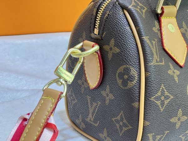 Luxury LV Handbag 61255