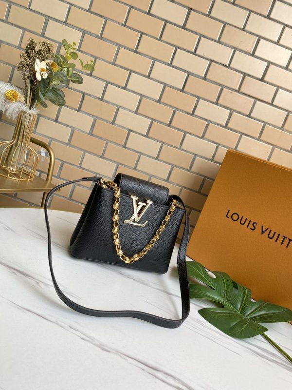 Luxury LV Handbag M42935