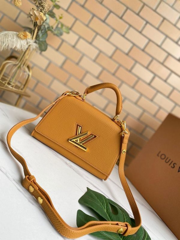 Luxury LV Handbag M57090