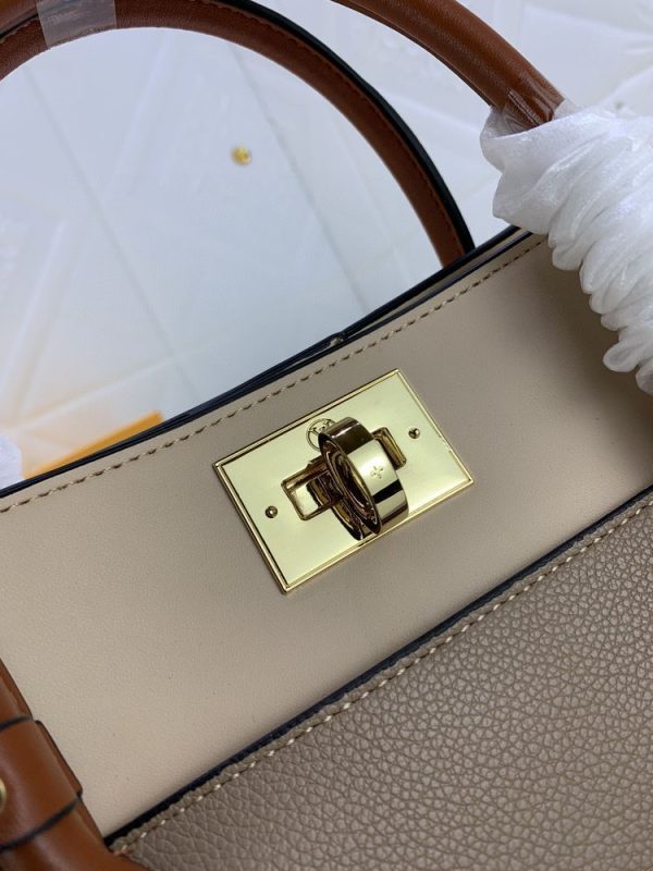 Luxury LV Handbag M53826