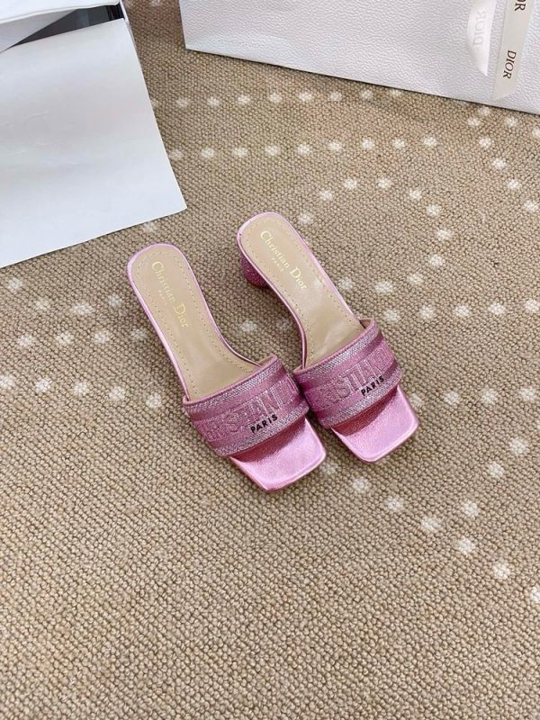 New Arrival Women Slippers 107.2