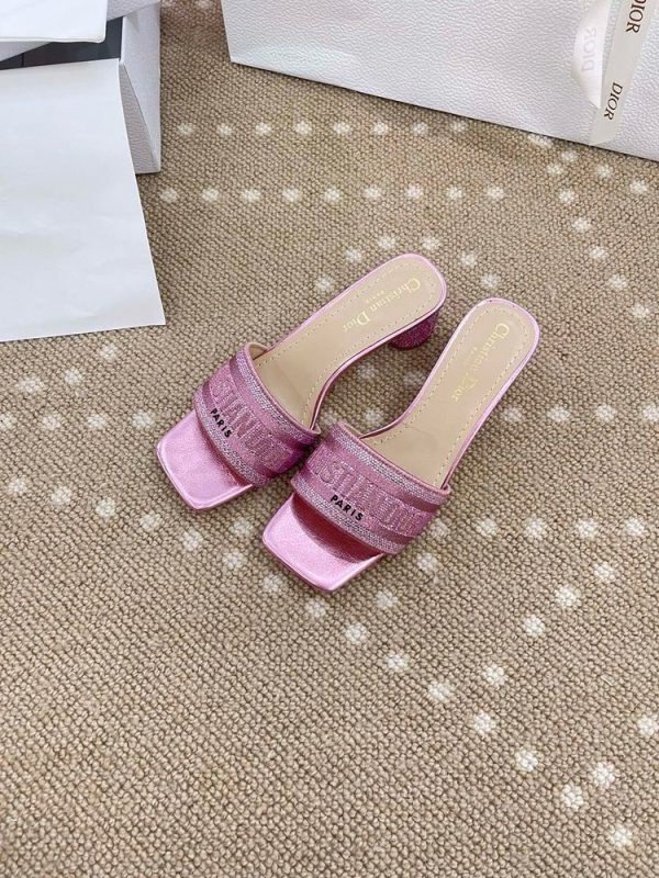 New Arrival Women Slippers 107.2