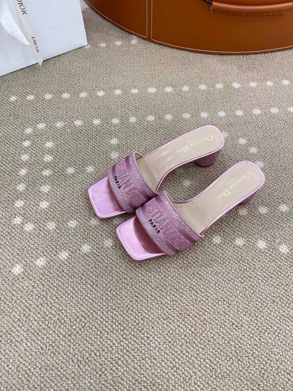 New Arrival Women Slippers 107.2