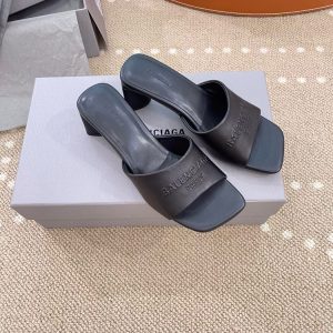 New Arrival Women Slippers 109