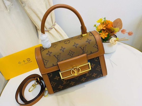 Luxury LV Handbag M46135