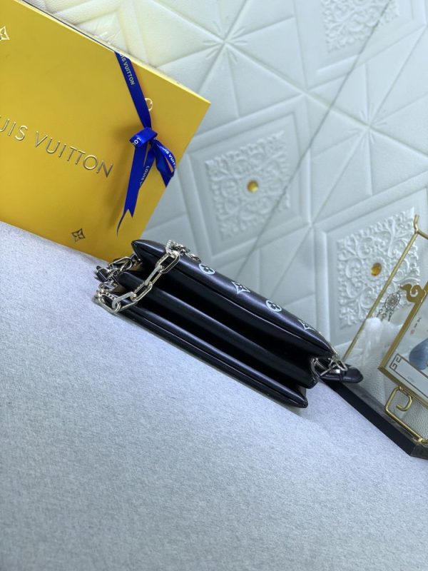 Luxury LV Handbag M22398